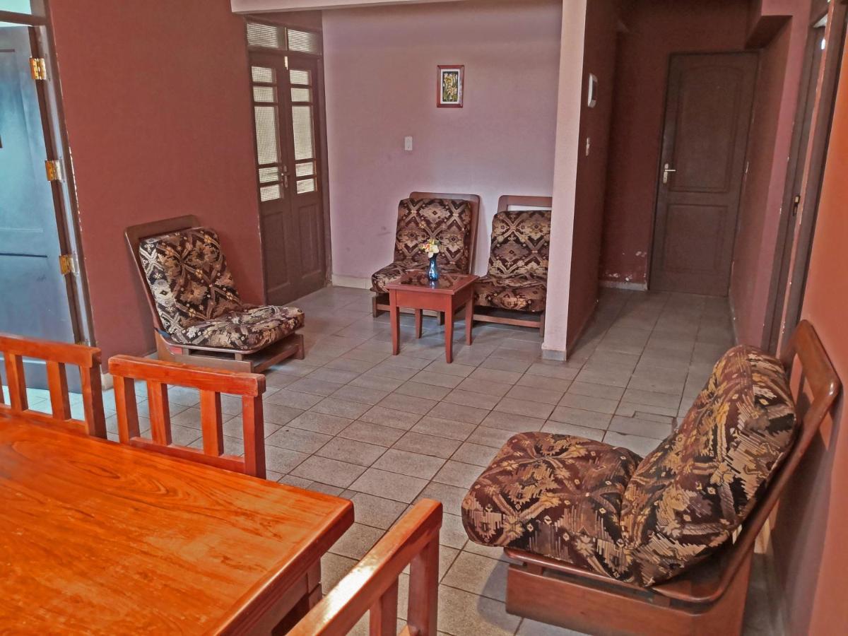 Casa Discreta Bed & Breakfast Cochabamba Exterior photo